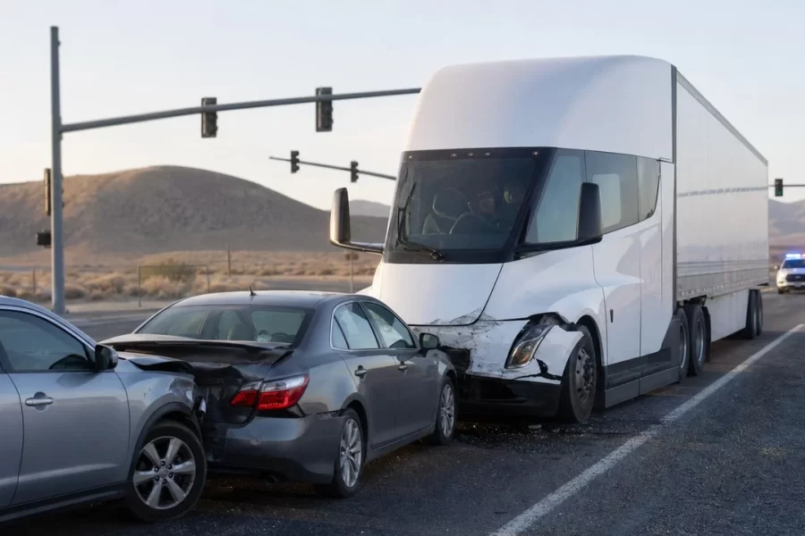 Two Killed in First Reported Fatal Tesla Semi Crash in Nevada